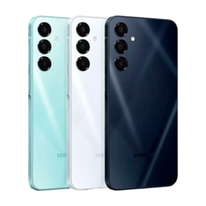 tres Samsung A16 5g de dorso, uno de cada color: celeste, blanco y negro